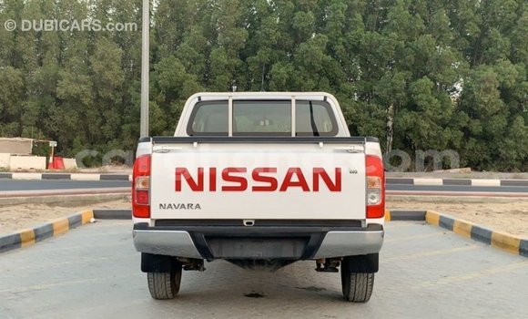 Buy Import Nissan Navara White Car in Import - Dubai in Ashanti Buy Import Nissan Navara White Car in Import - Dubai in Ashanti