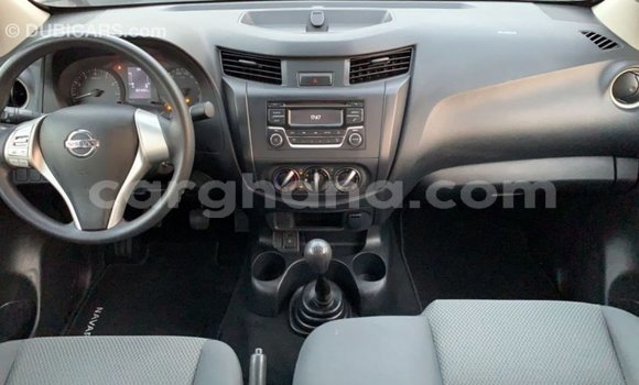 Buy Import Nissan Navara White Car in Import - Dubai in Ashanti Buy Import Nissan Navara White Car in Import - Dubai in Ashanti