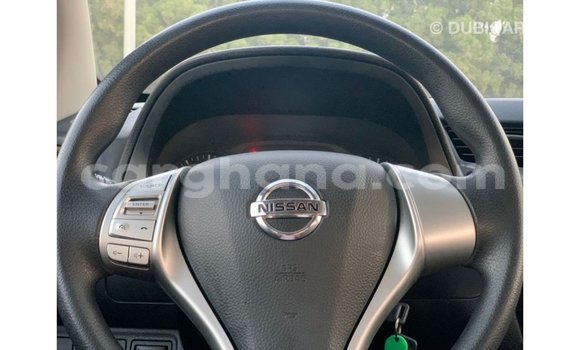 Buy Import Nissan Navara White Car in Import - Dubai in Ashanti Buy Import Nissan Navara White Car in Import - Dubai in Ashanti