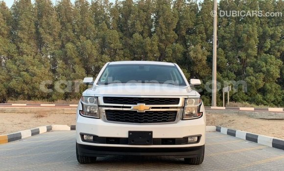 Ra Imported Chevrolet Tahoe funfun Ọkọ̀ in Import - Dubai ni Ashanti Ra Imported Chevrolet Tahoe funfun Ọkọ̀ in Import - Dubai ni Ashanti