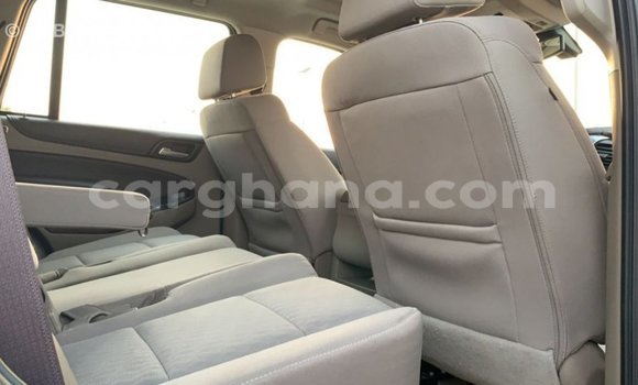 Ra Imported Chevrolet Tahoe funfun Ọkọ̀ in Import - Dubai ni Ashanti Ra Imported Chevrolet Tahoe funfun Ọkọ̀ in Import - Dubai ni Ashanti