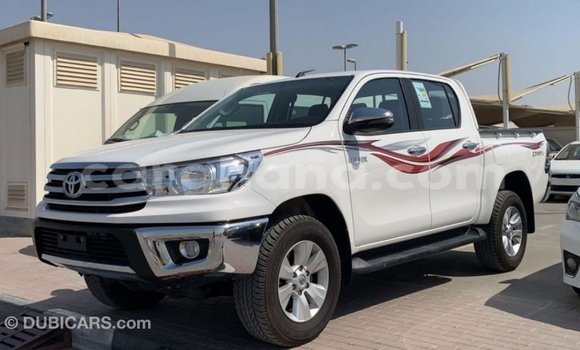 Ra Imported Toyota Hilux funfun Ọkọ̀ in Import - Dubai ni Ashanti Ra Imported Toyota Hilux funfun Ọkọ̀ in Import - Dubai ni Ashanti