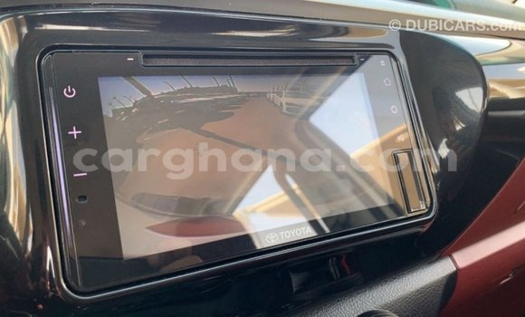 Ra Imported Toyota Hilux funfun Ọkọ̀ in Import - Dubai ni Ashanti Ra Imported Toyota Hilux funfun Ọkọ̀ in Import - Dubai ni Ashanti