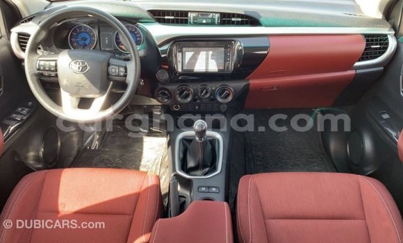 Ra Imported Toyota Hilux funfun Ọkọ̀ in Import - Dubai ni Ashanti Ra Imported Toyota Hilux funfun Ọkọ̀ in Import - Dubai ni Ashanti
