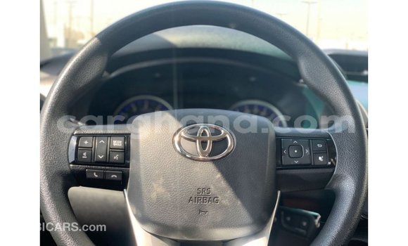 Ra Imported Toyota Hilux funfun Ọkọ̀ in Import - Dubai ni Ashanti Ra Imported Toyota Hilux funfun Ọkọ̀ in Import - Dubai ni Ashanti