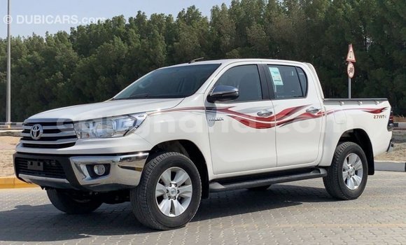 Ra Imported Toyota Hilux funfun Ọkọ̀ in Import - Dubai ni Ashanti Ra Imported Toyota Hilux funfun Ọkọ̀ in Import - Dubai ni Ashanti