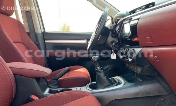 Ra Imported Toyota Hilux funfun Ọkọ̀ in Import - Dubai ni Ashanti Ra Imported Toyota Hilux funfun Ọkọ̀ in Import - Dubai ni Ashanti