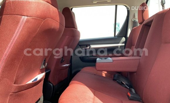 Ra Imported Toyota Hilux funfun Ọkọ̀ in Import - Dubai ni Ashanti Ra Imported Toyota Hilux funfun Ọkọ̀ in Import - Dubai ni Ashanti