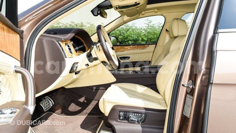 Big with watermark bentley bentayga ashanti import dubai 38013