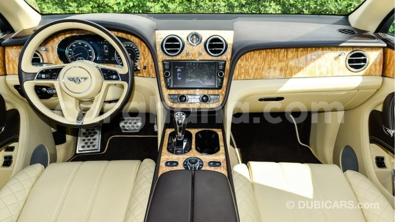 Big with watermark bentley bentayga ashanti import dubai 38013