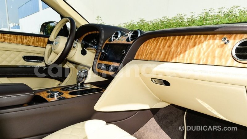 Big with watermark bentley bentayga ashanti import dubai 38013