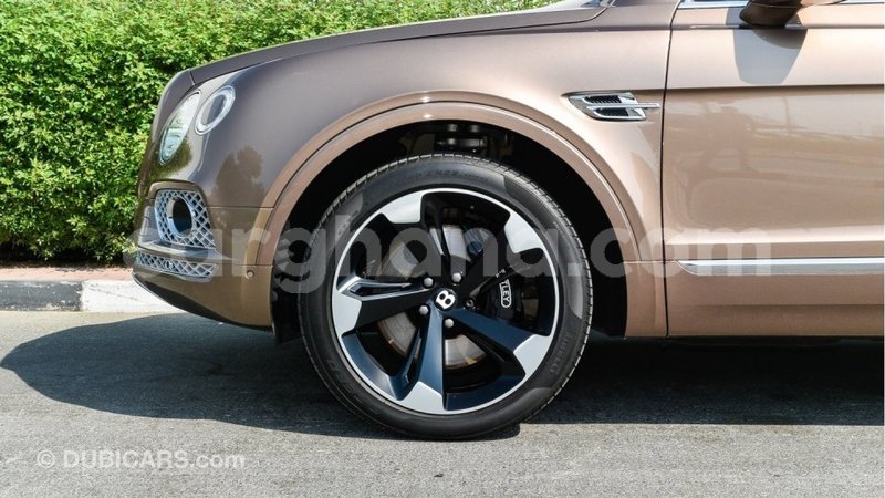 Big with watermark bentley bentayga ashanti import dubai 38013