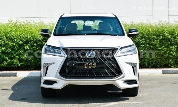 Ra Imported Lexus LX funfun Ọkọ̀ in Import - Dubai ni Ashanti Ra Imported Lexus LX funfun Ọkọ̀ in Import - Dubai ni Ashanti