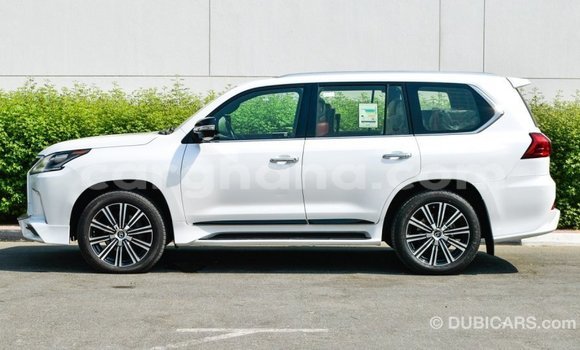 Ra Imported Lexus LX funfun Ọkọ̀ in Import - Dubai ni Ashanti Ra Imported Lexus LX funfun Ọkọ̀ in Import - Dubai ni Ashanti