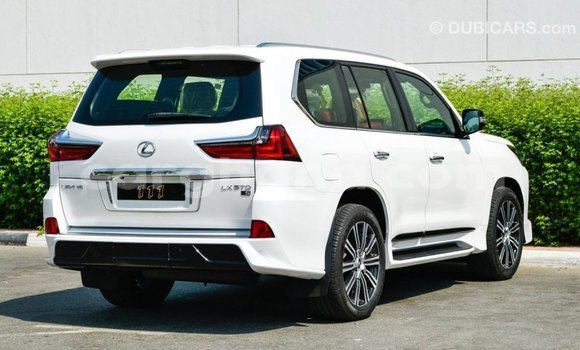 Ra Imported Lexus LX funfun Ọkọ̀ in Import - Dubai ni Ashanti Ra Imported Lexus LX funfun Ọkọ̀ in Import - Dubai ni Ashanti