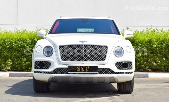 Buy Import Bentley Bentayga White Car in Import - Dubai in Ashanti Buy Import Bentley Bentayga White Car in Import - Dubai in Ashanti