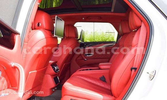 Buy Import Bentley Bentayga White Car in Import - Dubai in Ashanti Buy Import Bentley Bentayga White Car in Import - Dubai in Ashanti