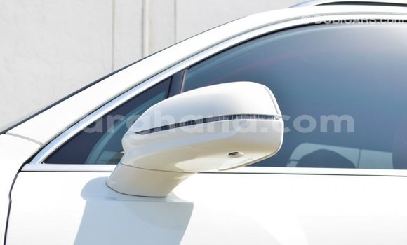 Buy Import Bentley Bentayga White Car in Import - Dubai in Ashanti Buy Import Bentley Bentayga White Car in Import - Dubai in Ashanti