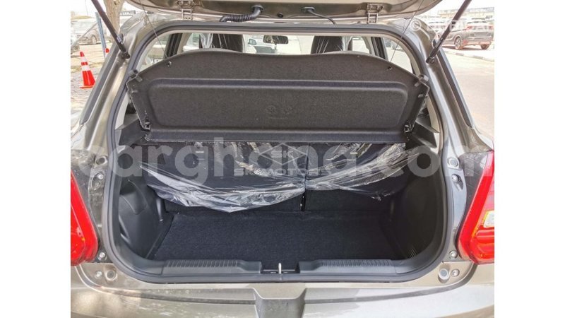 Big with watermark suzuki swift ashanti import dubai 38018