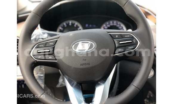 Buy Import Hyundai Santa Fe White Car in Import - Dubai in Ashanti Buy Import Hyundai Santa Fe White Car in Import - Dubai in Ashanti