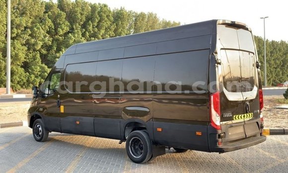 Buy Import Iveco Daily Brown Truck in Import - Dubai in Ashanti Buy Import Iveco Daily Brown Truck in Import - Dubai in Ashanti