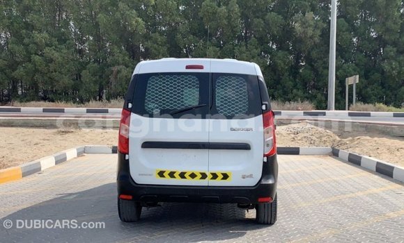 Sayi Imported Renault 18 White Mota in Import - Dubai a Ashanti Sayi Imported Renault 18 White Mota in Import - Dubai a Ashanti