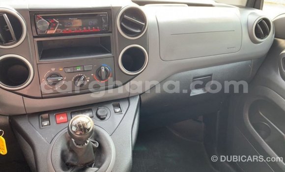 Ra Imported Peugeot Partner funfun Ọkọ̀ in Import - Dubai ni Ashanti Ra Imported Peugeot Partner funfun Ọkọ̀ in Import - Dubai ni Ashanti