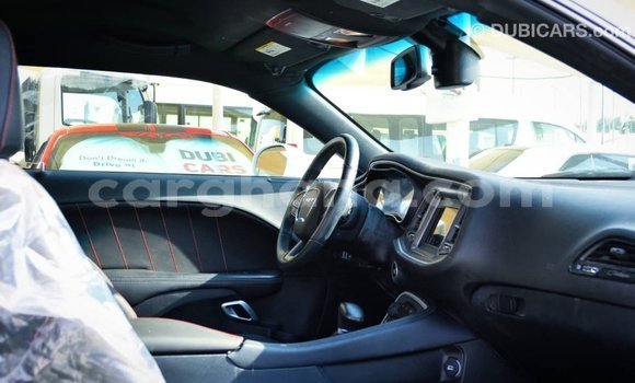 Ra Imported Dodge Challenger funfun Ọkọ̀ in Import - Dubai ni Ashanti Ra Imported Dodge Challenger funfun Ọkọ̀ in Import - Dubai ni Ashanti