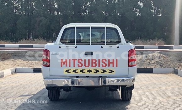Ra Imported Mitsubishi L200 funfun Ọkọ̀ in Import - Dubai ni Ashanti Ra Imported Mitsubishi L200 funfun Ọkọ̀ in Import - Dubai ni Ashanti