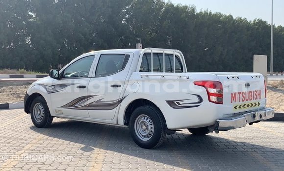 Ra Imported Mitsubishi L200 funfun Ọkọ̀ in Import - Dubai ni Ashanti Ra Imported Mitsubishi L200 funfun Ọkọ̀ in Import - Dubai ni Ashanti