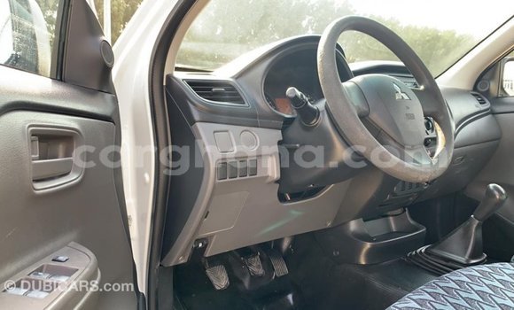 Ra Imported Mitsubishi L200 funfun Ọkọ̀ in Import - Dubai ni Ashanti Ra Imported Mitsubishi L200 funfun Ọkọ̀ in Import - Dubai ni Ashanti