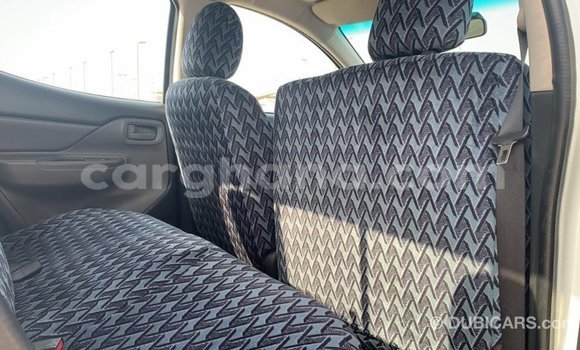Ra Imported Mitsubishi L200 funfun Ọkọ̀ in Import - Dubai ni Ashanti Ra Imported Mitsubishi L200 funfun Ọkọ̀ in Import - Dubai ni Ashanti