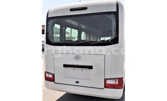 Ra Imported Toyota Coaster funfun Ọkọ̀ in Import - Dubai ni Ashanti Ra Imported Toyota Coaster funfun Ọkọ̀ in Import - Dubai ni Ashanti