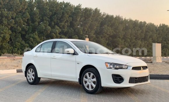 Ra Imported Mitsubishi Lancer funfun Ọkọ̀ in Import - Dubai ni Ashanti Ra Imported Mitsubishi Lancer funfun Ọkọ̀ in Import - Dubai ni Ashanti