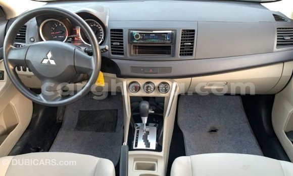 Ra Imported Mitsubishi Lancer funfun Ọkọ̀ in Import - Dubai ni Ashanti Ra Imported Mitsubishi Lancer funfun Ọkọ̀ in Import - Dubai ni Ashanti