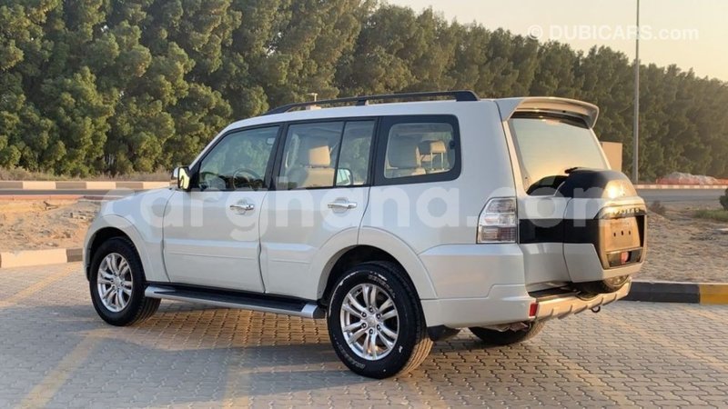 Big with watermark mitsubishi pajero ashanti import dubai 38037