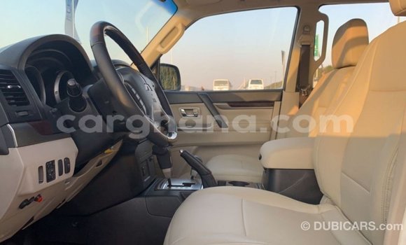Sayi Imported Mitsubishi Pajero White Mota in Import - Dubai a Ashanti Sayi Imported Mitsubishi Pajero White Mota in Import - Dubai a Ashanti