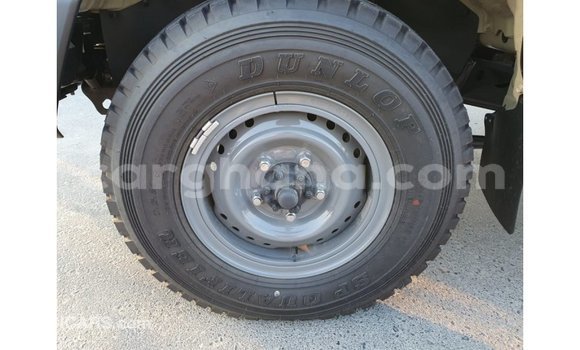 Buy Import Toyota Land Cruiser Beige Car in Import - Dubai in Ashanti Buy Import Toyota Land Cruiser Beige Car in Import - Dubai in Ashanti