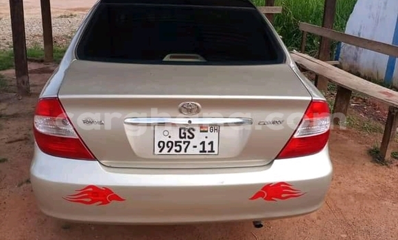 Buy Used Toyota Camry Silver Car in Accra in Greater Accra