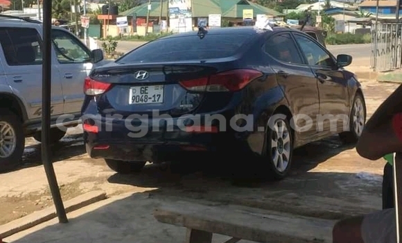 Ra Àlòkù Hyundai Elantra funfun Ọkọ̀ in Accra ni Greater Accra Ra Àlòkù Hyundai Elantra funfun Ọkọ̀ in Accra ni Greater Accra