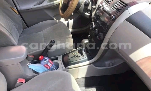 Ra Àlòkù Toyota Corolla Silver Ọkọ̀ in Accra ni Greater Accra Ra Àlòkù Toyota Corolla Silver Ọkọ̀ in Accra ni Greater Accra