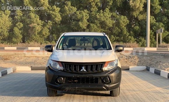 Ra Imported Mitsubishi L200 funfun Ọkọ̀ in Import - Dubai ni Ashanti Ra Imported Mitsubishi L200 funfun Ọkọ̀ in Import - Dubai ni Ashanti