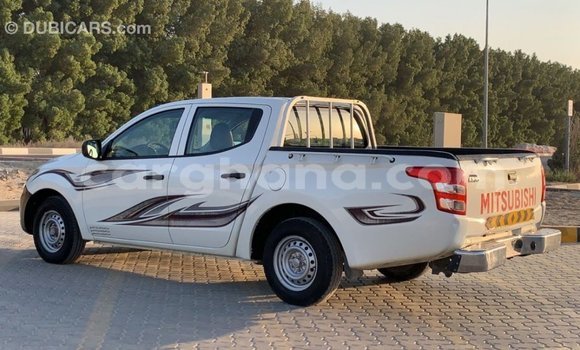 Ra Imported Mitsubishi L200 funfun Ọkọ̀ in Import - Dubai ni Ashanti Ra Imported Mitsubishi L200 funfun Ọkọ̀ in Import - Dubai ni Ashanti