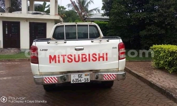 Ra Àlòkù Mitsubishi L200 Miiran Ọkọ̀ in Accra ni Greater Accra Ra Àlòkù Mitsubishi L200 Miiran Ọkọ̀ in Accra ni Greater Accra