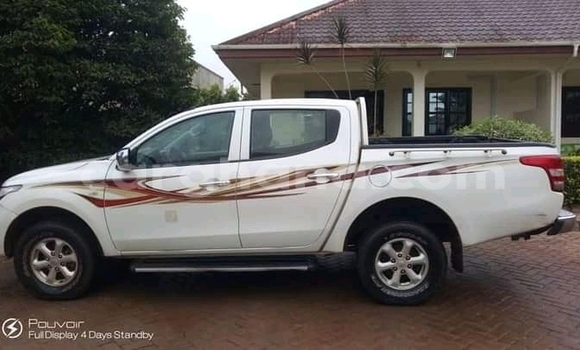 Ra Àlòkù Mitsubishi L200 Miiran Ọkọ̀ in Accra ni Greater Accra Ra Àlòkù Mitsubishi L200 Miiran Ọkọ̀ in Accra ni Greater Accra