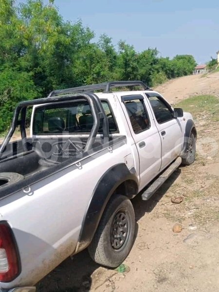 Big with watermark nissan hardbody greater accra accra 38103