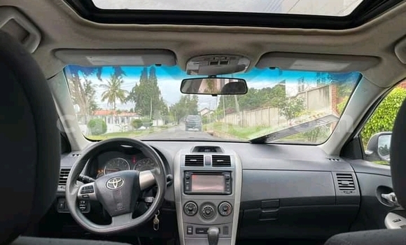 Buy Used Toyota Corolla White Car in Accra in Greater Accra Buy Used Toyota Corolla White Car in Accra in Greater Accra