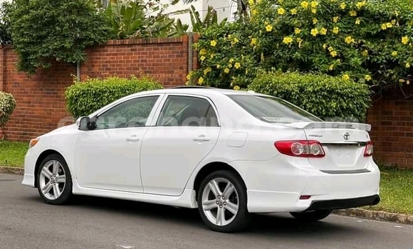 Buy Used Toyota Corolla White Car in Accra in Greater Accra Buy Used Toyota Corolla White Car in Accra in Greater Accra
