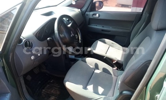 Ra Àlòkù Mitsubishi Colt Alawọ ewe Ọkọ̀ in Accra ni Greater Accra