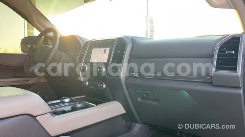 Big with watermark ford expedition ashanti import dubai 38120